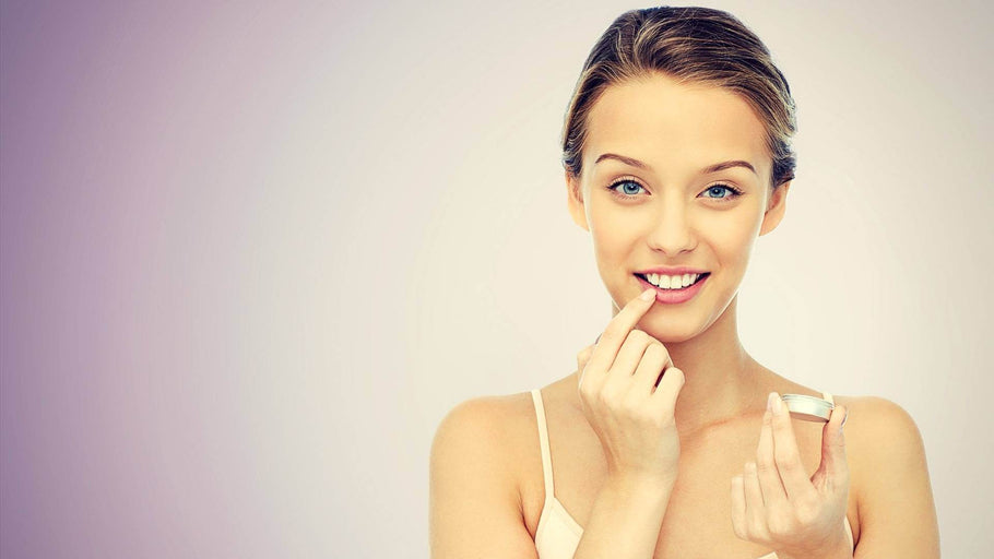 Bibir kerut krim vs Strategi Anti-Aging lainnya untuk Bibir: Apa yang berfungsi terbaik?