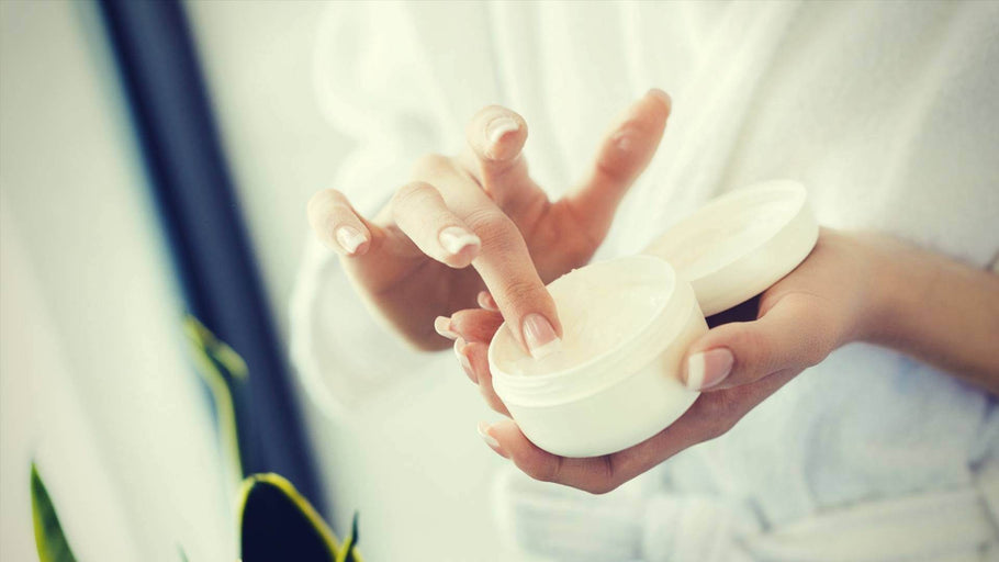 Crema de Activos Breast: ¿Es realmente eficaz para la mejora del pecho sin cirugía?