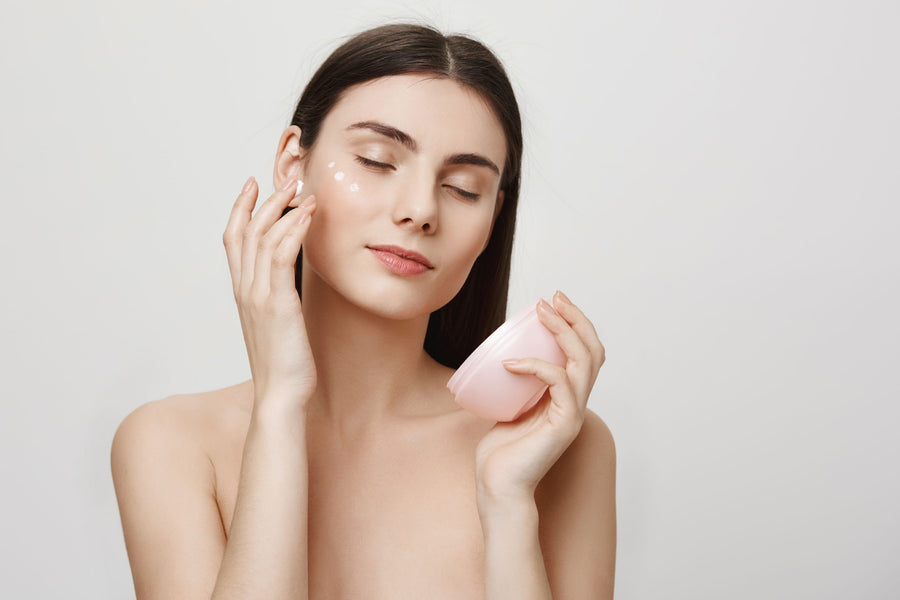 Serum vs Moisturizer - Which Wins the Glow Battle?