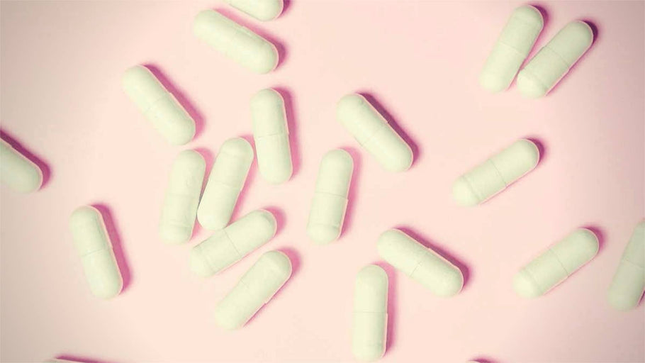 Breast Enlargement Capsules: Effects, Side Effects, and Best Ingredients